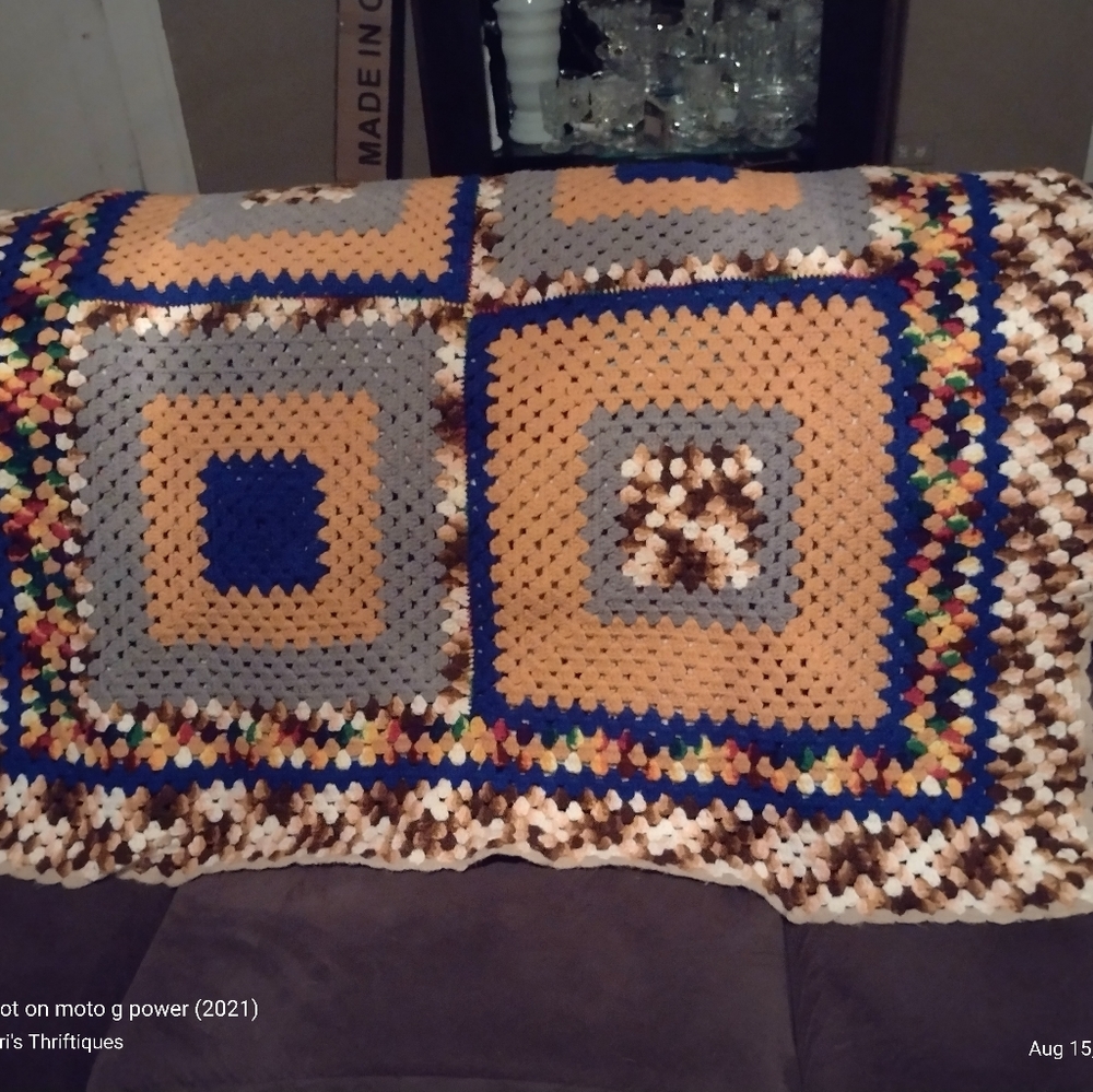 Gorgeous Handmade Crochet Throw Blanket Vintage
